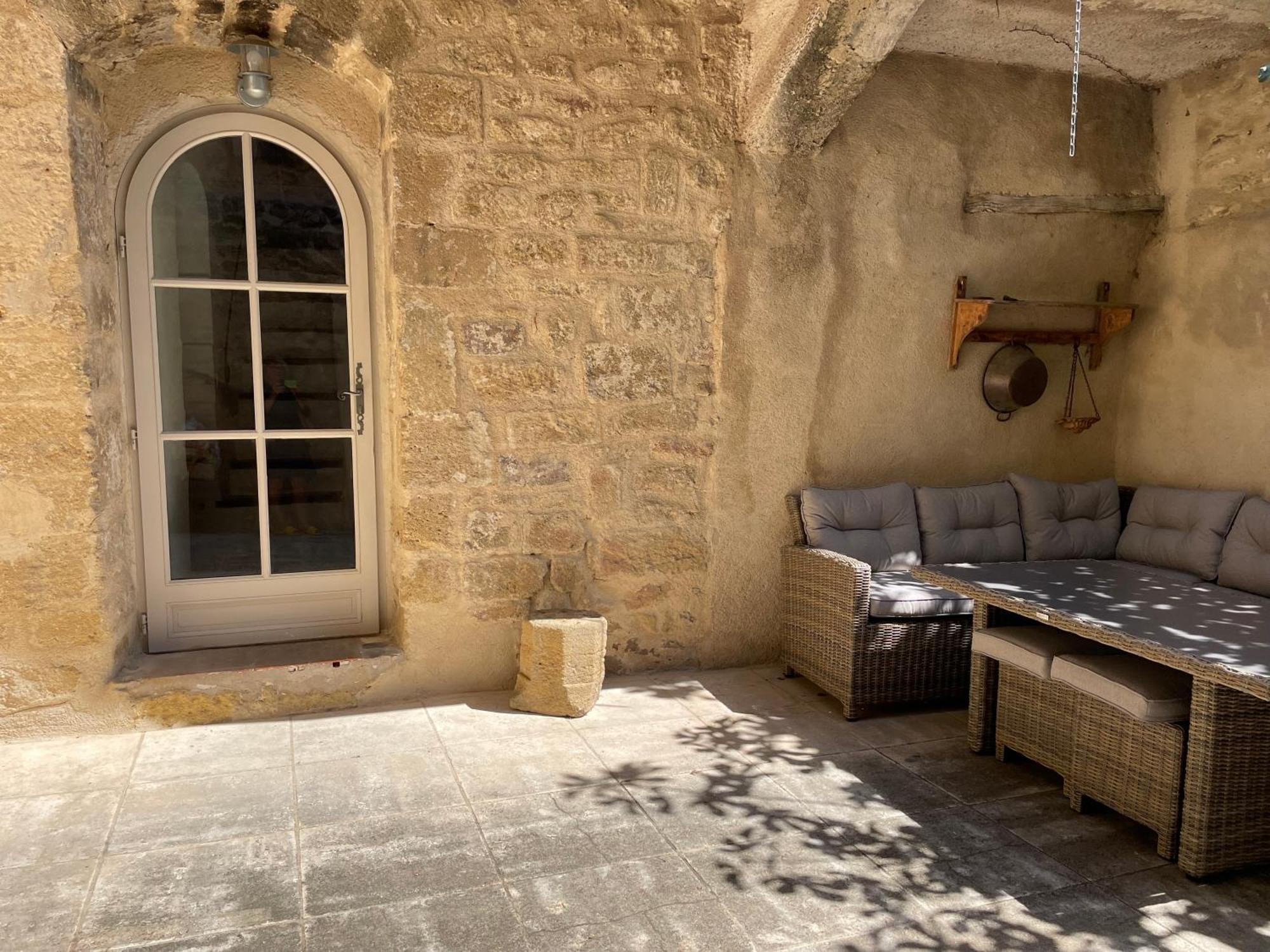 Le Petit Egregore, Patio Et Climatisation Lauris Exterior foto